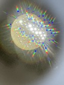 光がいろんな色に分かれる！？不思議な虹色スコープを作ろう！